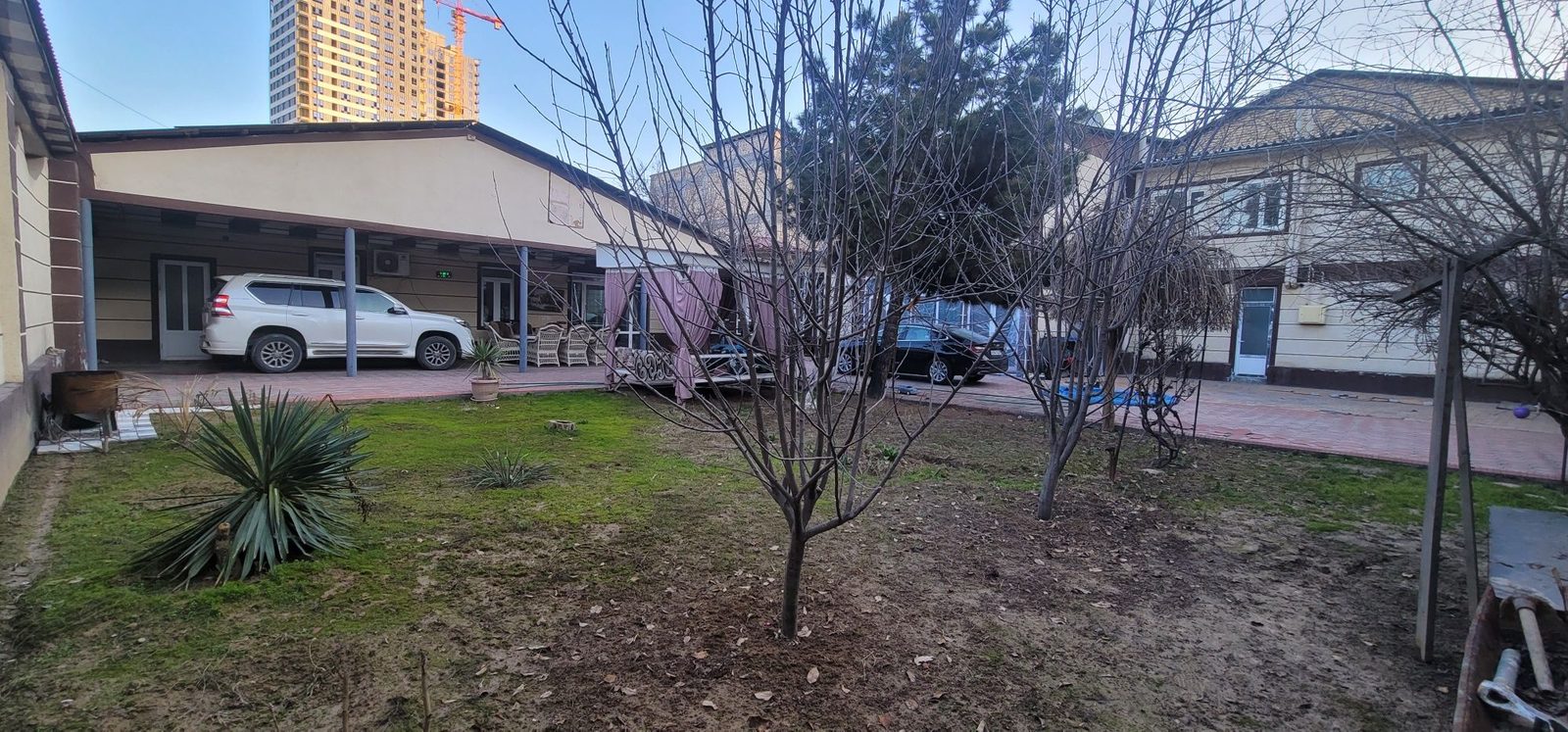 10-xonali uy, 1000 m², Toshkent, Yakkasaroy tumani, sotuvga