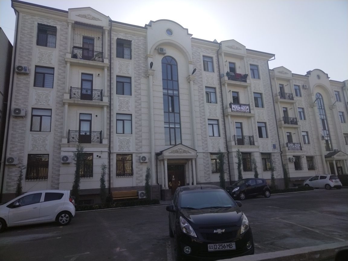 3-xonali kvartira, 81 m², Toshkent, Olmazor tumani, sotuvga