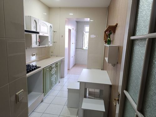 3-room apartment, series 77, for rent near Kadeshev market.