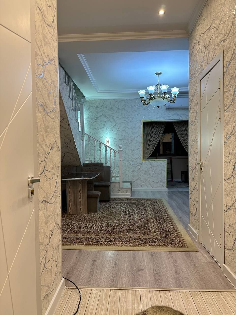3-xonali kvartira, 98 m², Toshkent, Sergeli tumani, sotuvga