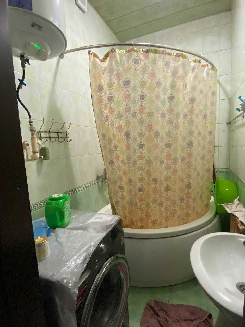 6-room cottage, 130 m², Tashkent, Sergeli District, for rent