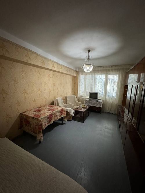 Clean, cozy apartment for rent in Yunusabad