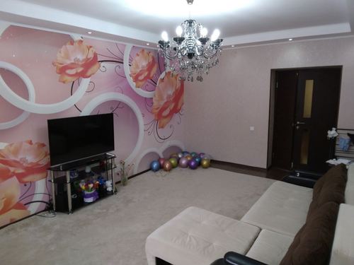 For sale 3/3/5 room apartment 58a military town.