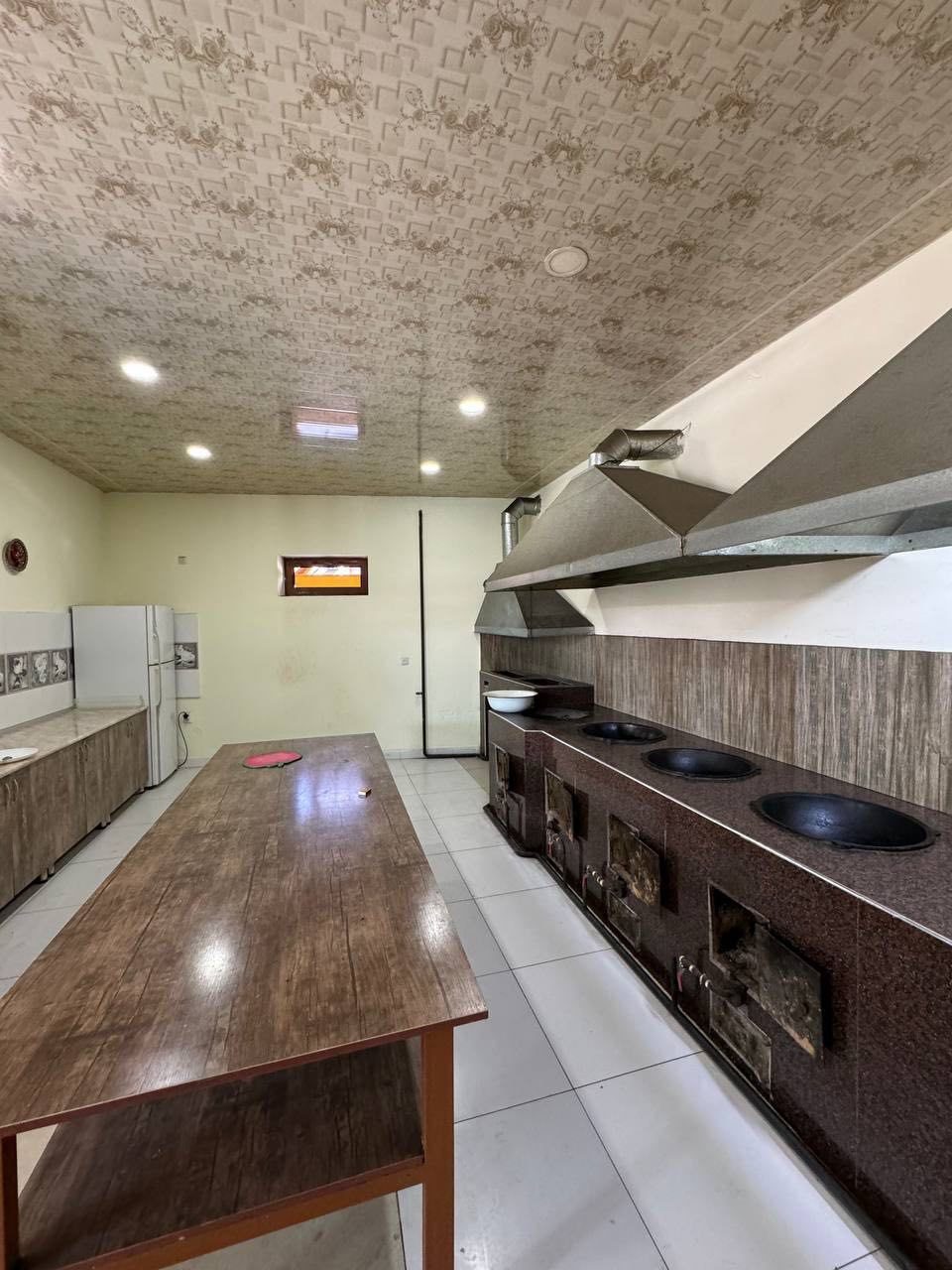 8-xonali uy, 700 m², Toshkent, Yunusobod tumani, ijaraga