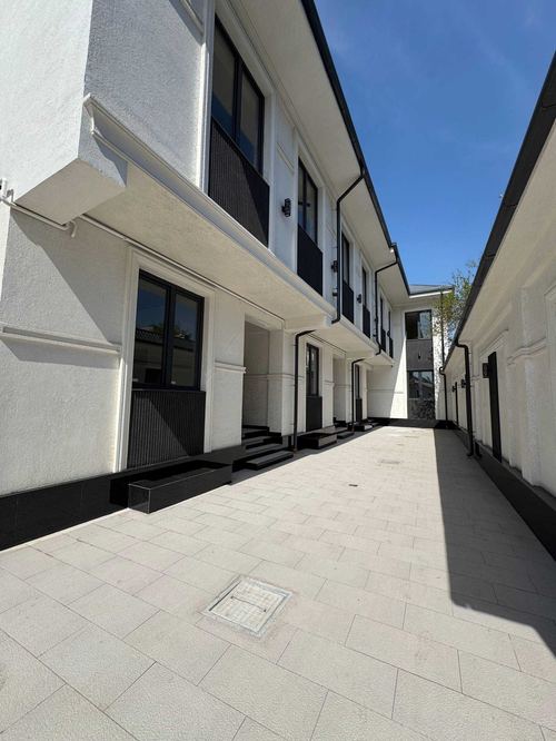 Gofur Gulyom Park, cottage 3 levels, 180 sq.m, 6 rooms