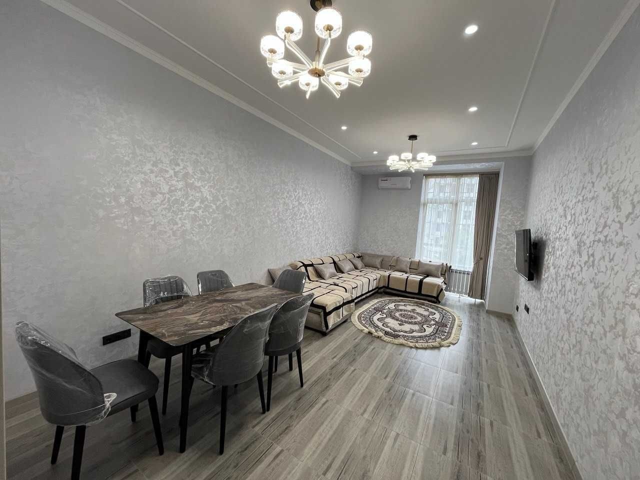 4-xonali kvartira, 140 m², Toshkent, Mirzo Ulug‘bek tumani, ijaraga