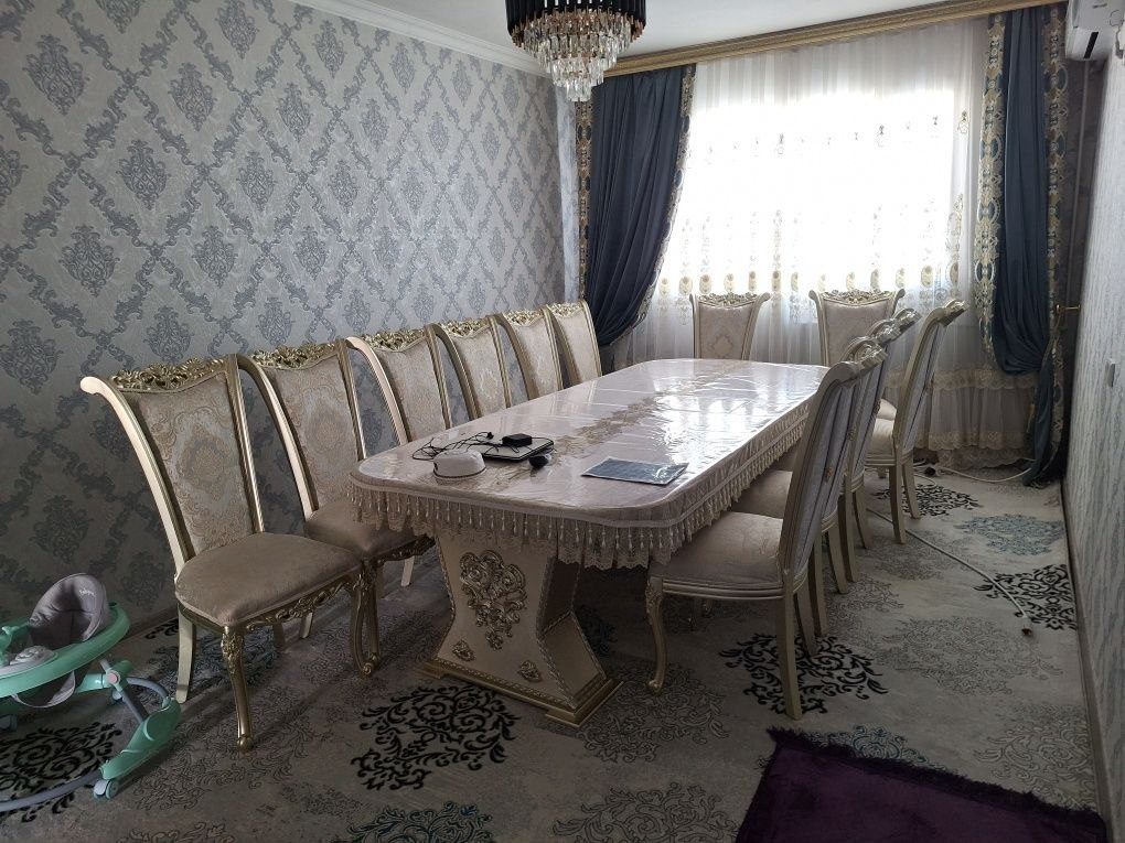 6-xonali kvartira, 140 m², Toshkent, Bektemir tumani, sotuvga