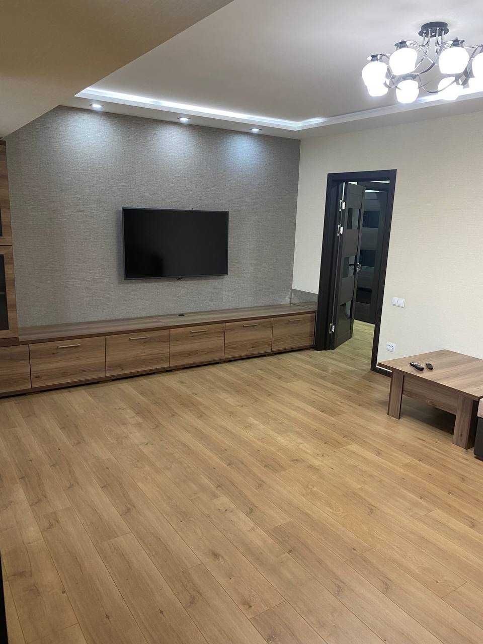 4-xonali kvartira, 87 m², Toshkent, Shayxontohur tumani, sotuvga