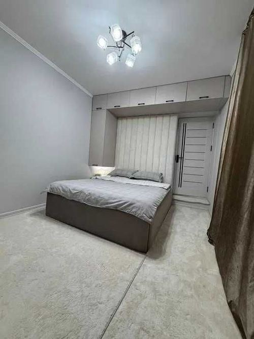Urgent sale of a private house in a shared yard in Mirabad district