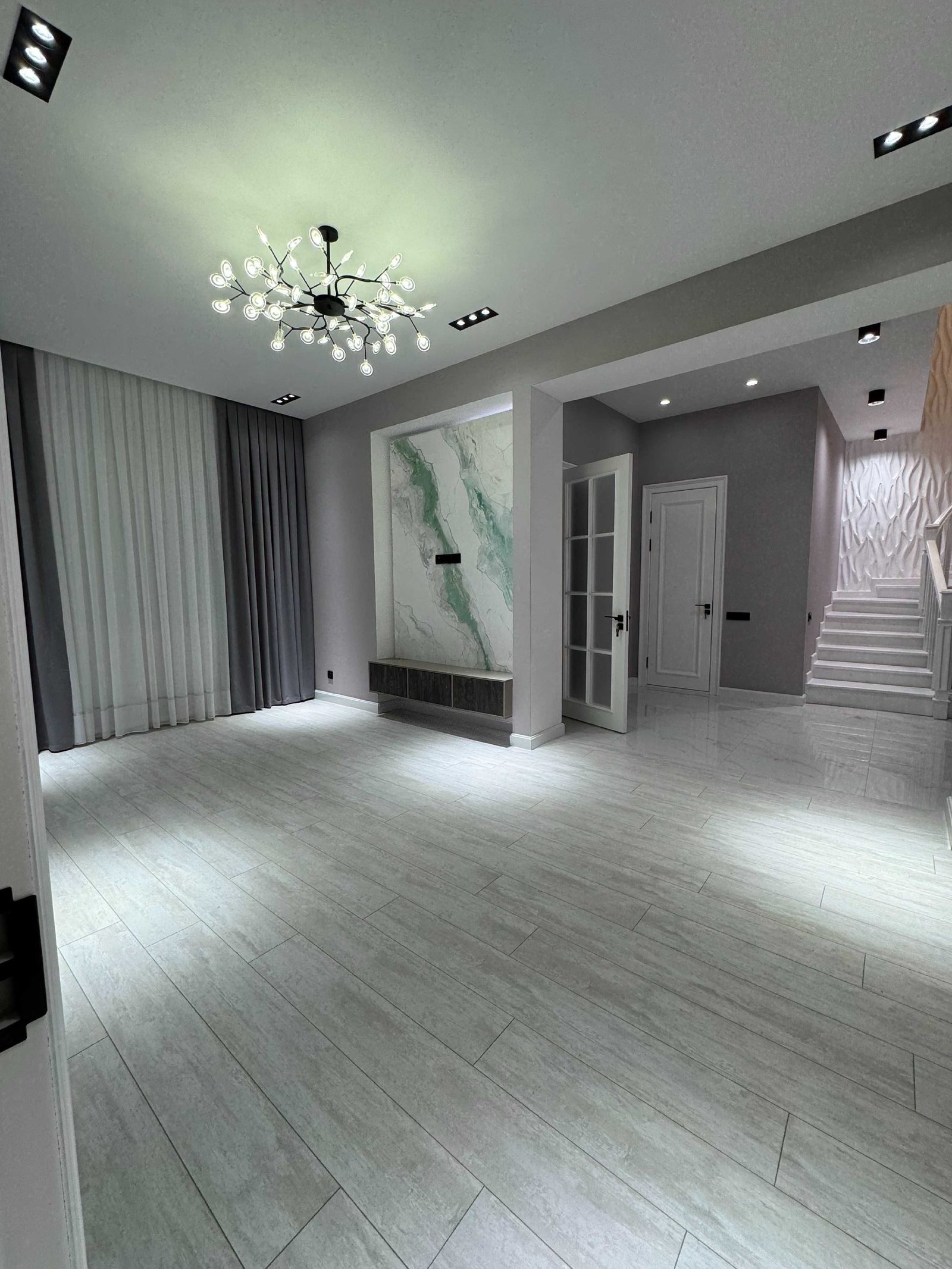 5-xonali kvartira, 165 m², Toshkent, Mirzo Ulug‘bek tumani, sotuvga