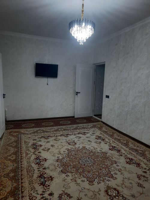 House for rent in Yunusabad