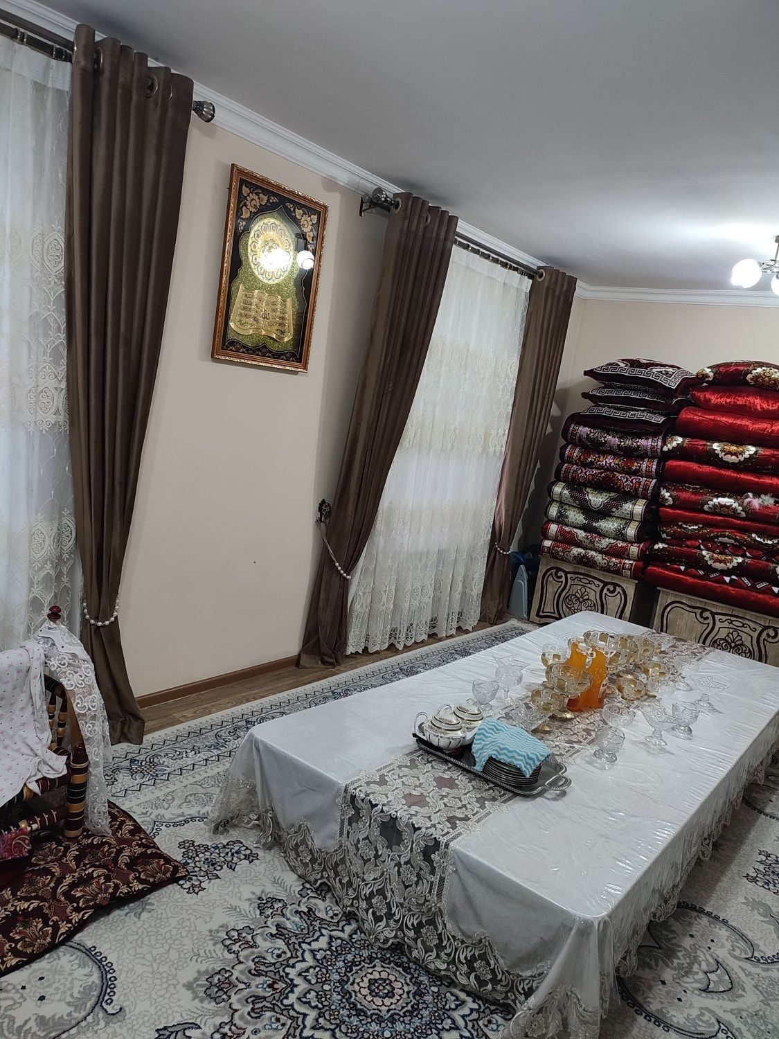 5-комнатный коттедж, 210 м², Ташкент, Сергелийский район, на продажу