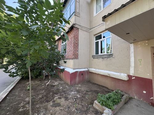 Apartment for rent 2 rooms 1st floor