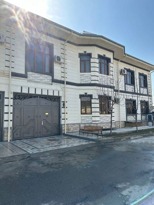 12-room house, 600 m²