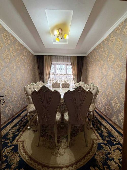 5-room apartment