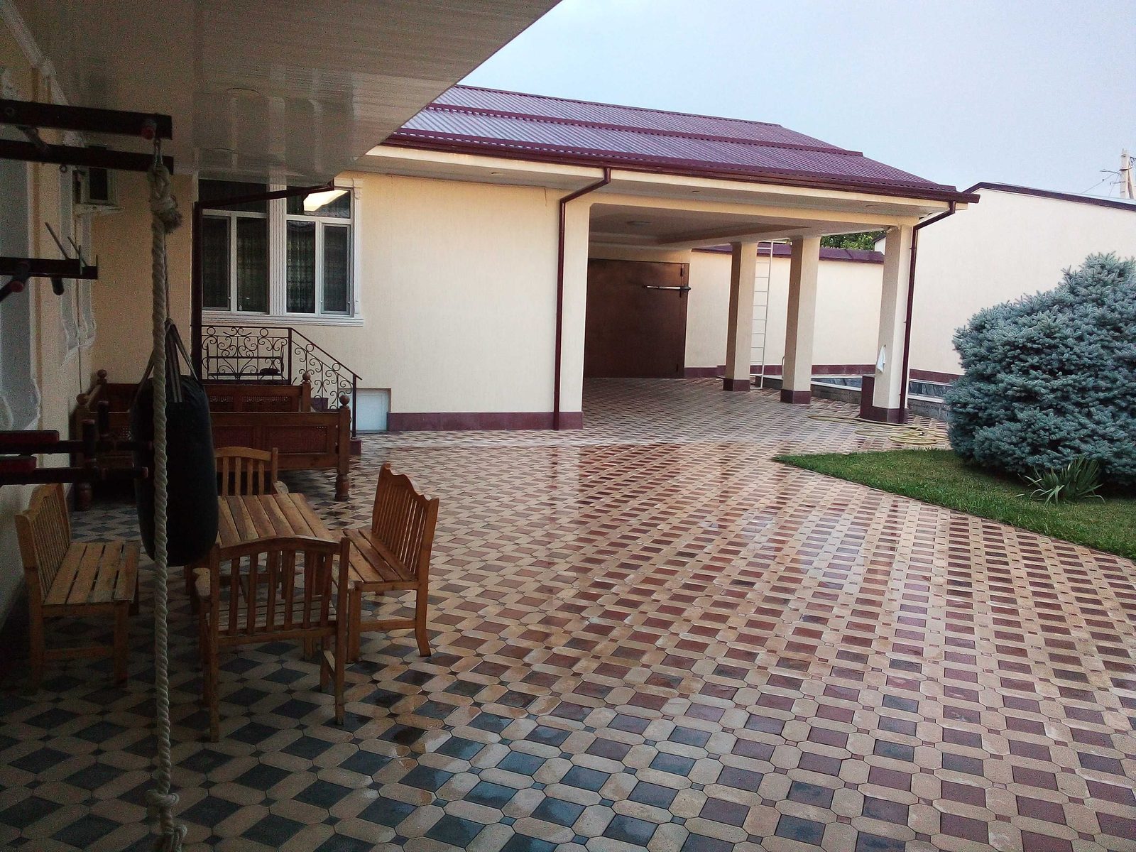 7-xonali uy, 300 m², Toshkent, Mirzo Ulug‘bek tumani, ijaraga