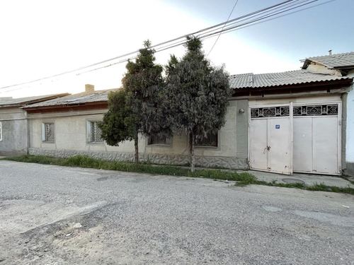 Long-term house rental, Yashnobod district, Guzal street 27. $500 for 1 month.