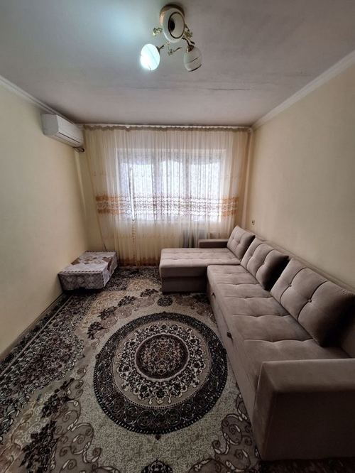1-room apartment for rent. All amenities available.