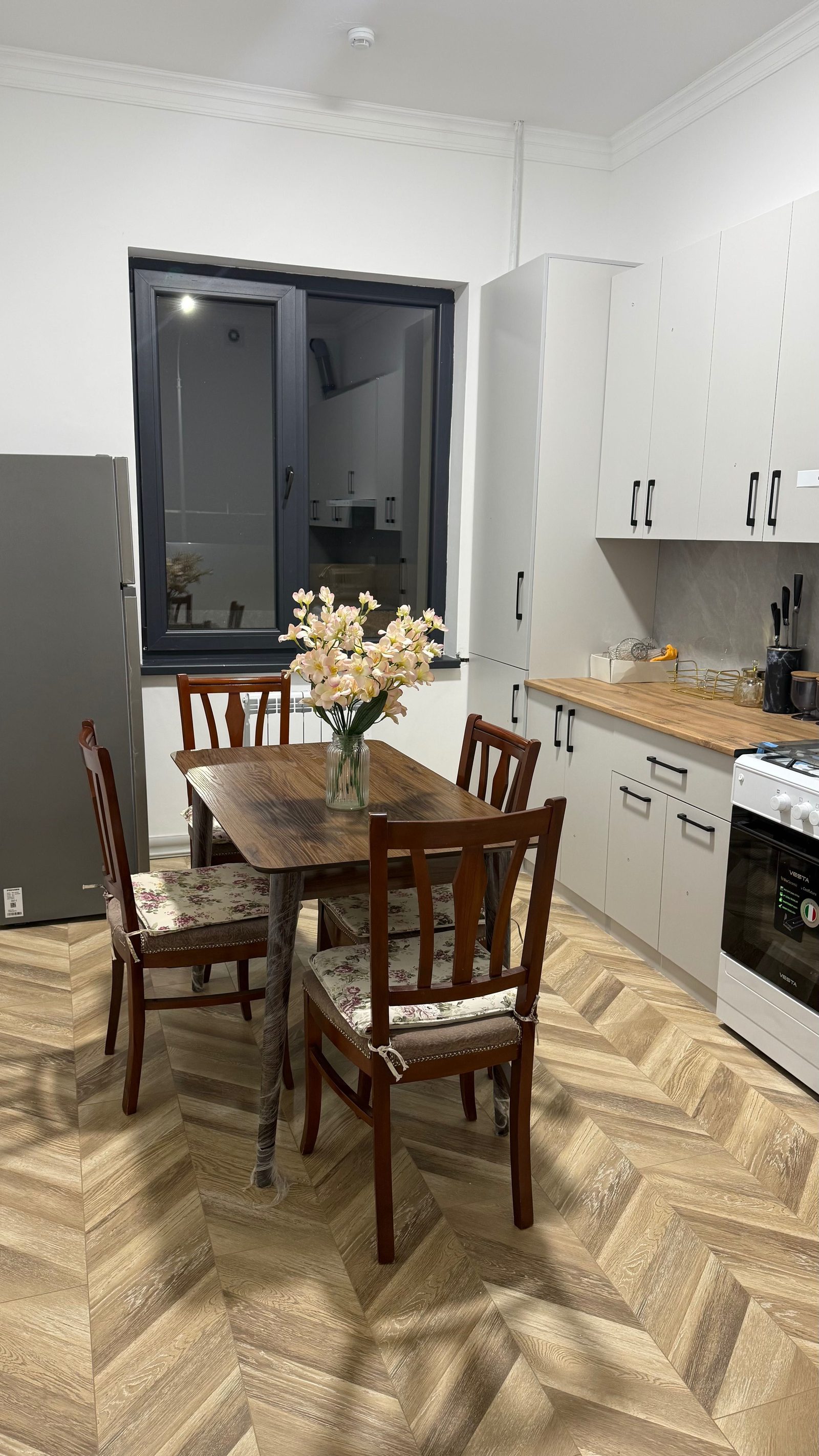 3-xonali kvartira, 86 m², Toshkent, Mirzo Ulug‘bek tumani, ijaraga