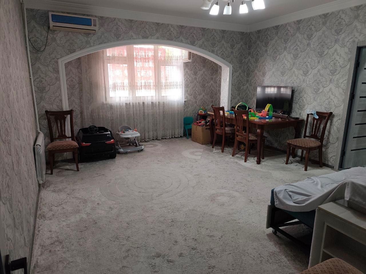 4-xonali kvartira, 92 m², Toshkent, Shayxontohur tumani, sotuvga