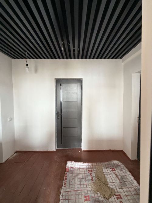 9-room house in Yangi Toshkent, Darkhon mahalla with renovation