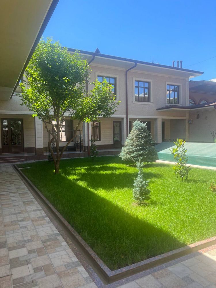 12-xonali uy, 800 m², Toshkent, Chilonzor tumani, sotuvga
