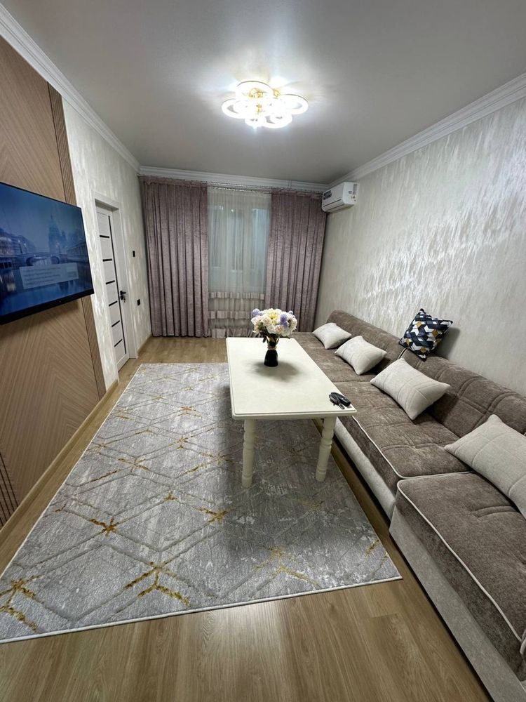 2-комнатная квартира, 52 м², Ташкент, Алмазарский район, в аренду
