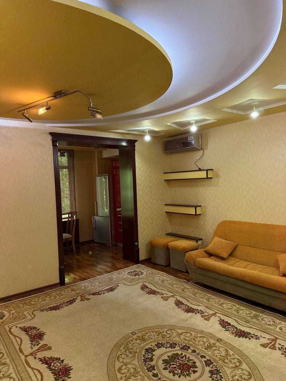 3-комнатная квартира, 84 м², Ташкент, Мирабадский район, в аренду