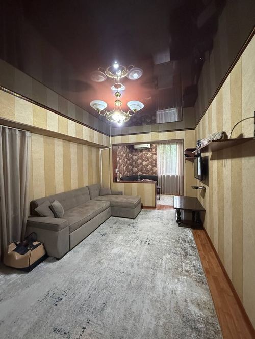 Urgent: Renting out my 2-room apartment