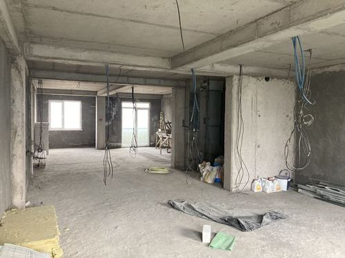 Apartment for urgent sale in Green Park residential complex.