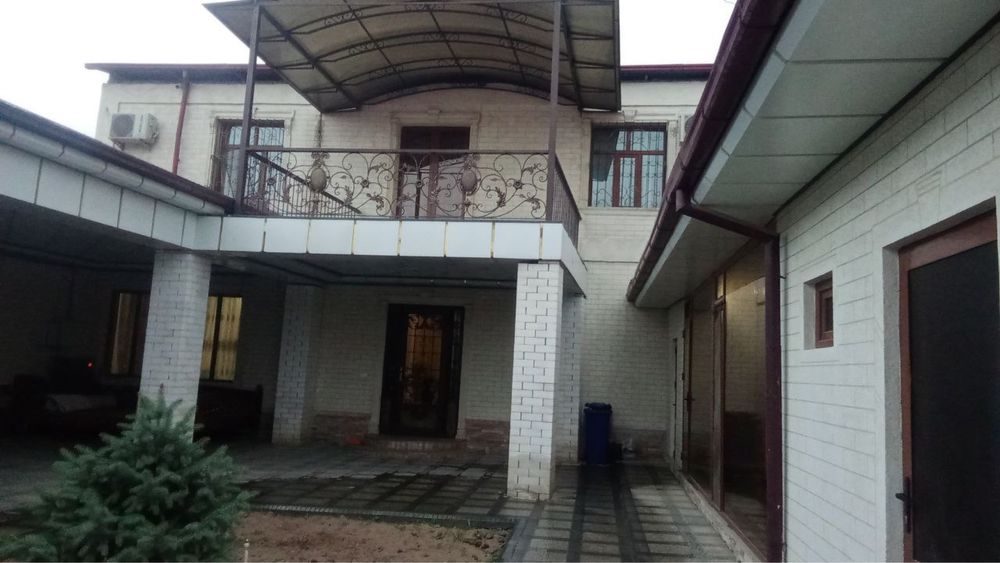 6-xonali uy, 400 m², Toshkent, Bektemir tumani, sotuvga