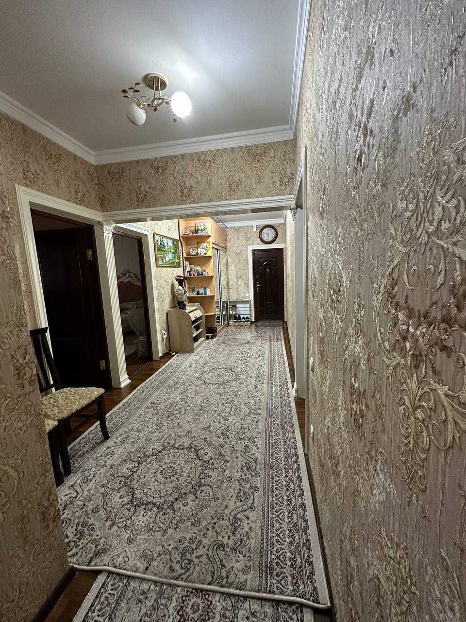 4-xonali kvartira, 110 m², Toshkent, Olmazor tumani, sotuvga