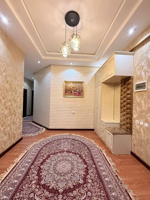 Urgent sale: 3-room new building, 3rd floor, Olmazor district, 94 sq.m.