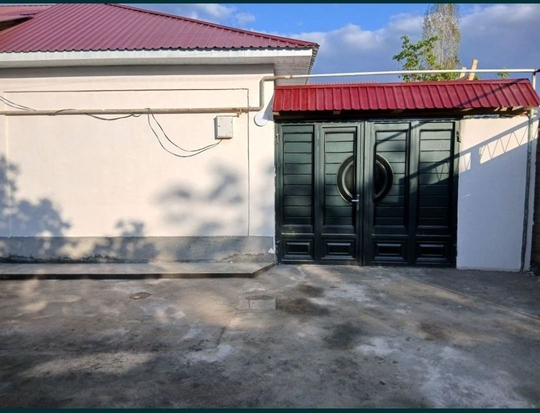 3-xonali uy, 130 m², Toshkent, Bektemir tumani, sotuvga