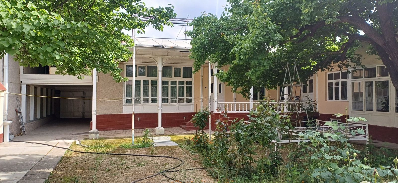 9-xonali uy, 600 m², Toshkent, Uchtepa tumani, sotuvga
