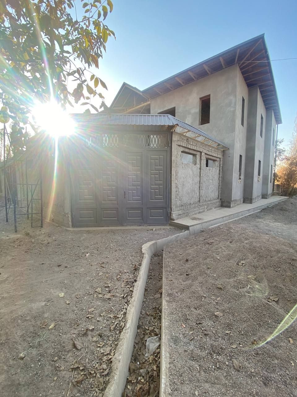 8-комнатный коттедж, 200 м², Ташкент, Яшнабадский район, на продажу