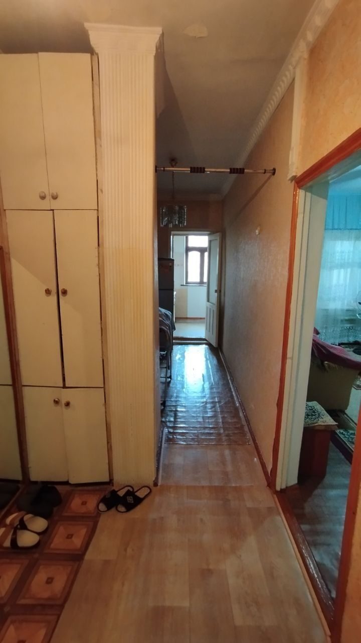 3-комнатная квартира, 70 м², Ташкент, Бектемирский район, на продажу