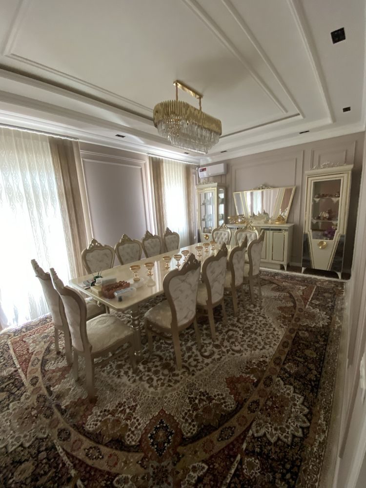 6-комнатный коттедж, 200 м², Ташкент, Алмазарский район, на продажу