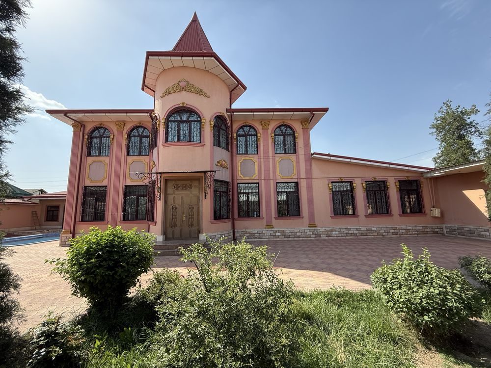 10-xonali uy, 1300 m², Toshkent, Bektemir tumani, sotuvga