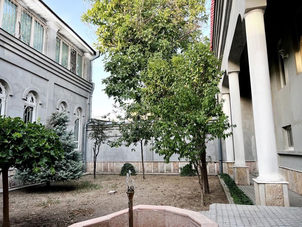 12-xonali uy, 600 m², Toshkent, Mirobod tumani, sotuvga