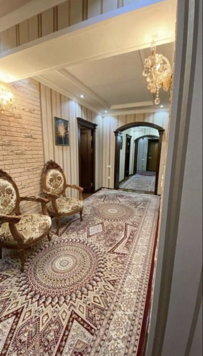 6-xonali kvartira, 138 m², Toshkent, Uchtepa tumani, sotuvga