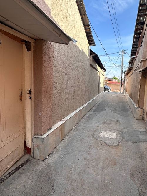 House for sale in Koshtut. No agents.