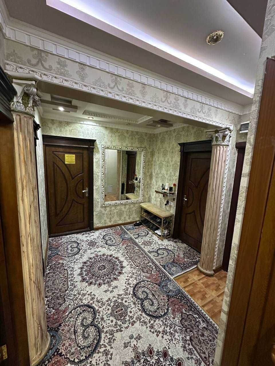 4-xonali kvartira, 84 m², Toshkent, Olmazor tumani, sotuvga