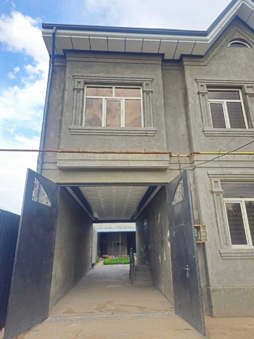 6-комнатный дом, 200 м², Ташкент, Сергелийский район, на продажу