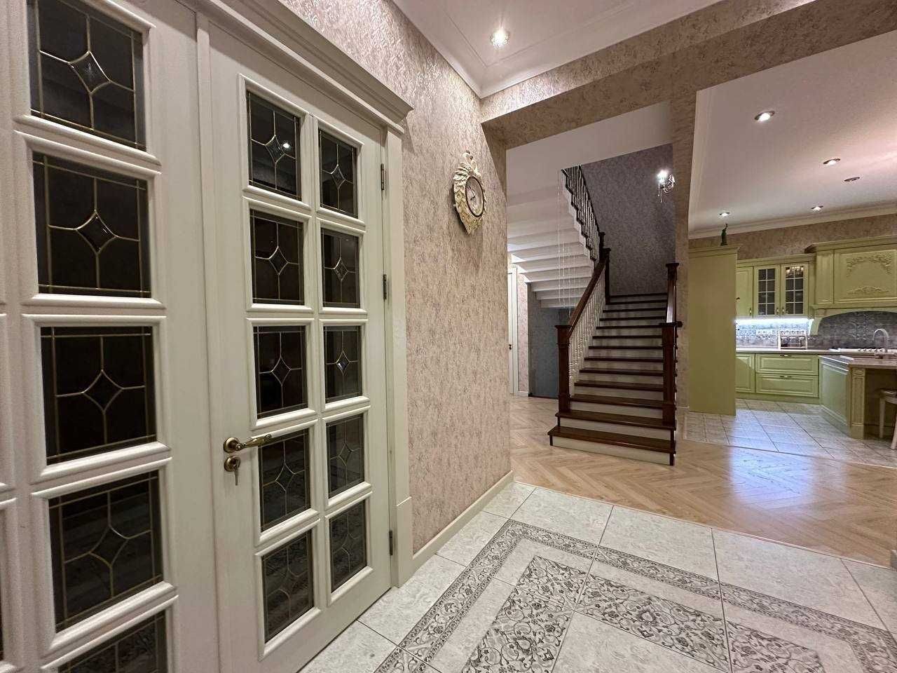 6-room house, 320 m², Tashkent, Mirzo Ulugbek District, for sale