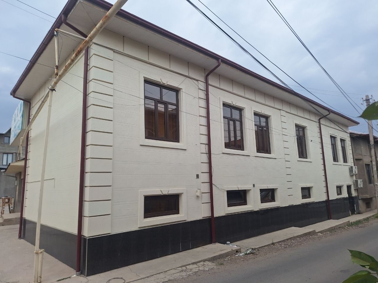 9-комнатный дом, 250 м², Ташкент, Сергелийский район, на продажу
