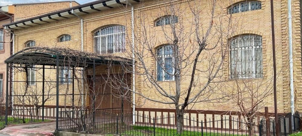 11-xonali uy, 600 m², Toshkent, Uchtepa tumani, sotuvga