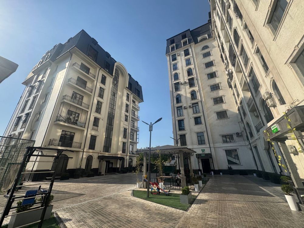 5-комнатная квартира, 221 м², Ташкент, Юнусабадский район, на продажу