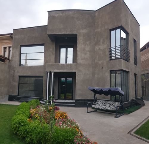 Own plot, 2 floors with a basement