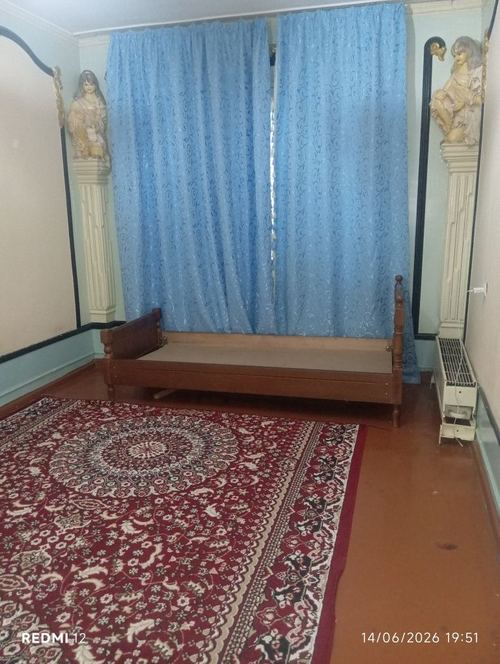 No agent. 2-room apartment for rent.